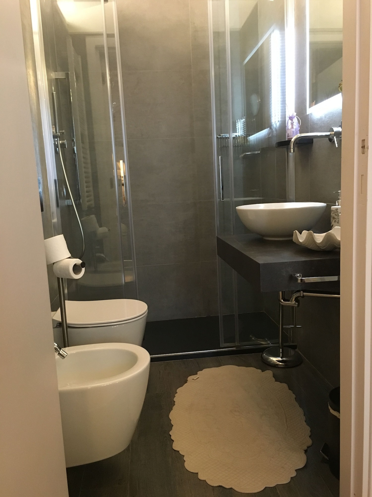 Apartment, House, Queen Bed, 2 Sofa, Kitchenette، Verona Journeys 9/10