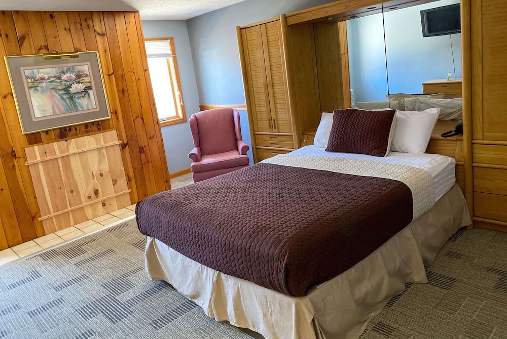 Travelodge By Wyndham Lincoln Near White Mountain 18/53