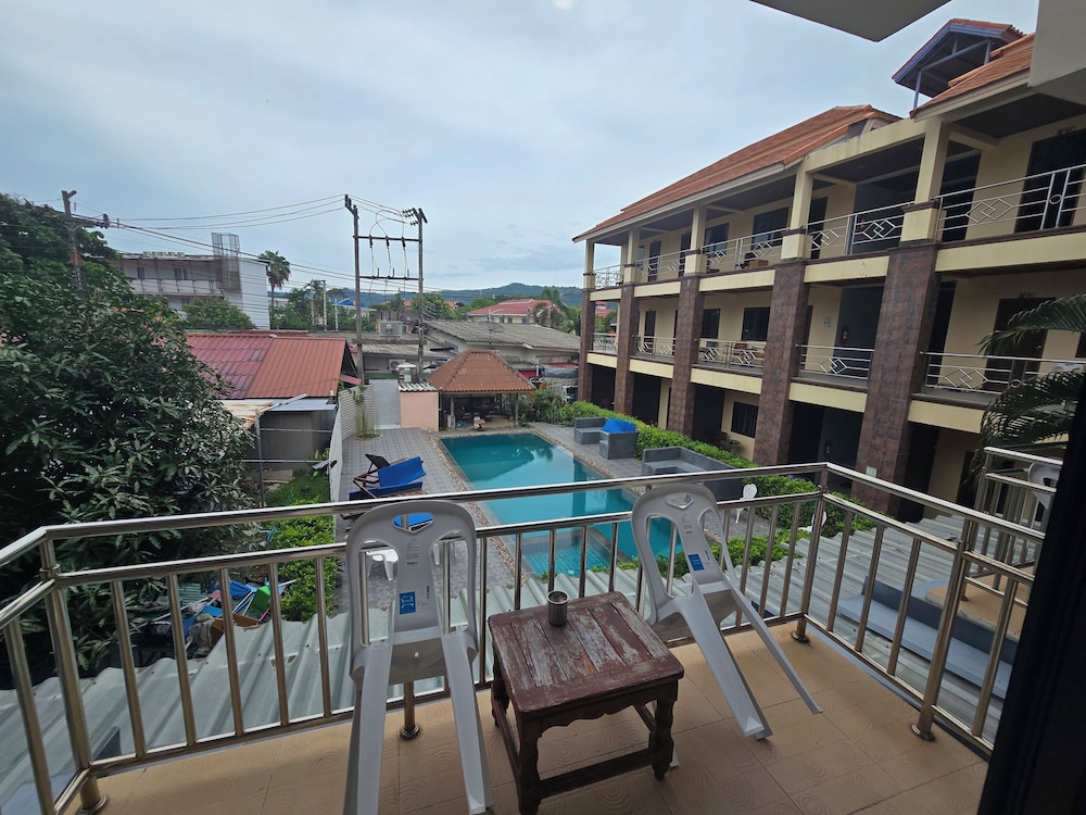 SP Chaweng Palace 8/68