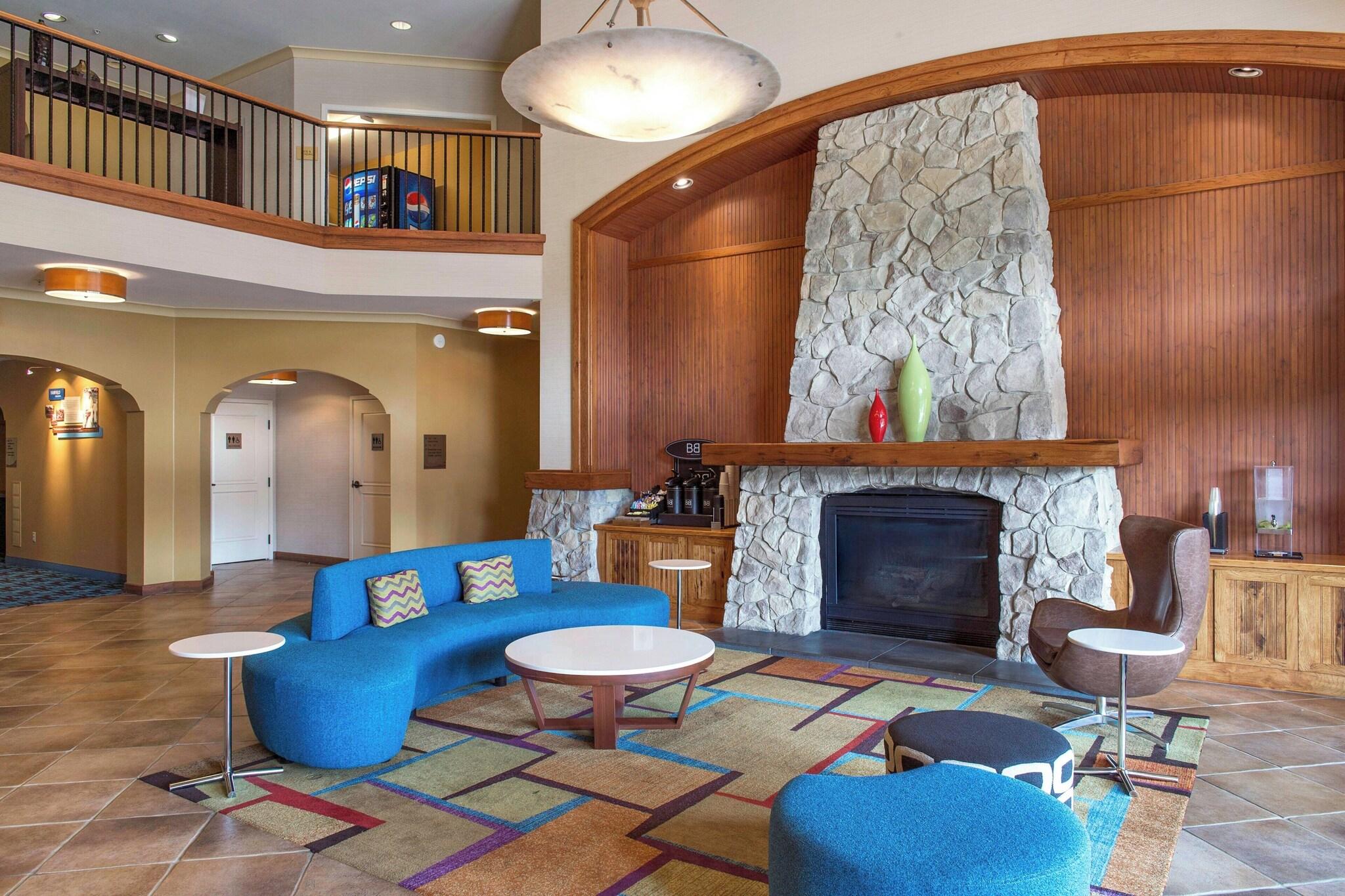 Fairfield Inn And Suites Santa Rosa Sebastopol 10/28