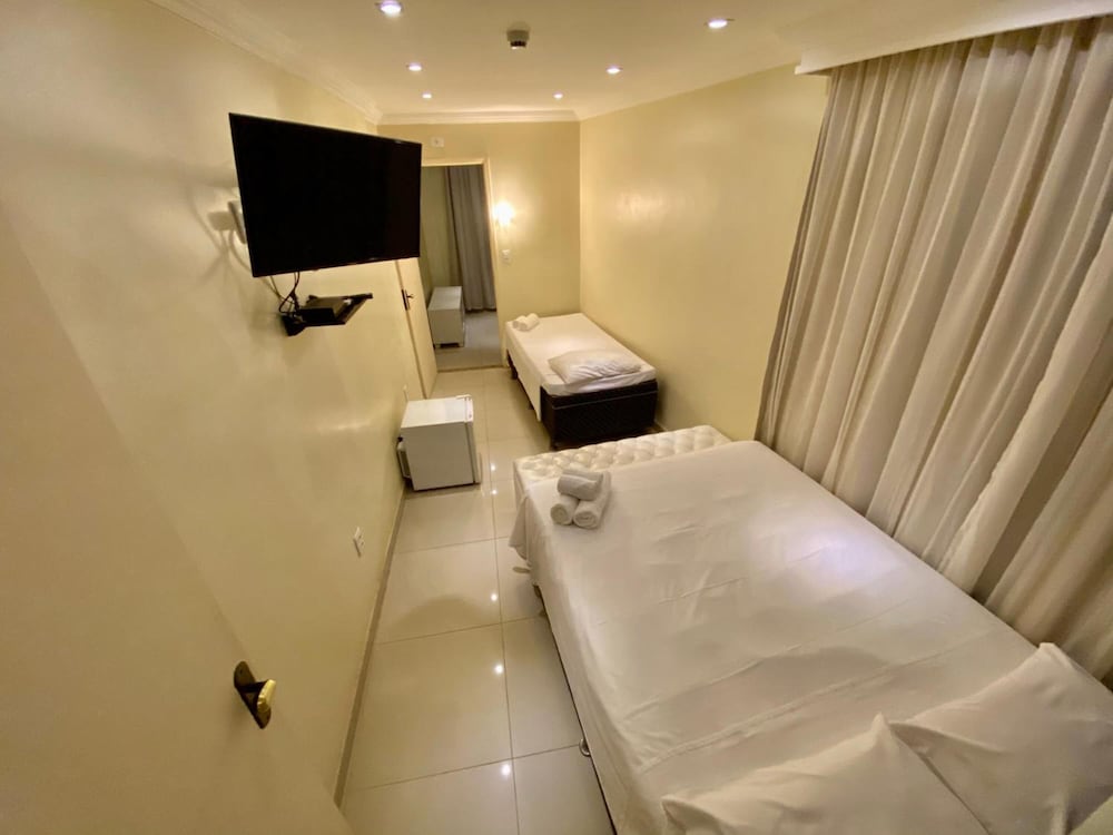 Lemes Hotel 16/50