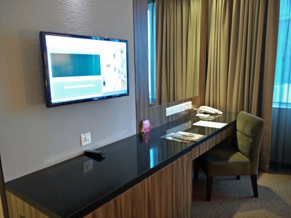 Hotel Royal Kuala Lumpur 50/52