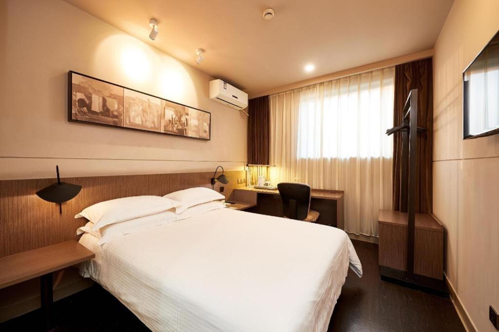Jinjiang Inn Select (Shenyang Railway Station Taiyuan South Street) 16/50
