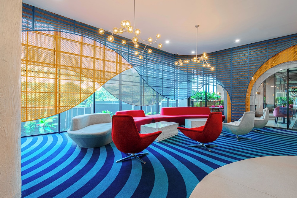 EXCOTEL Design Hotel Surabaya 53/57