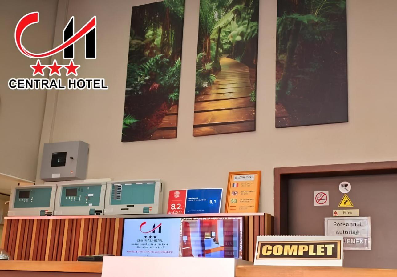 Central Hotel Cayenne 8/50