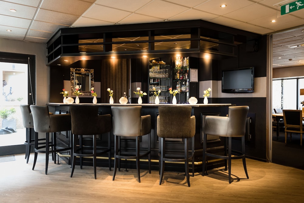 Hotel de Duif 35/50