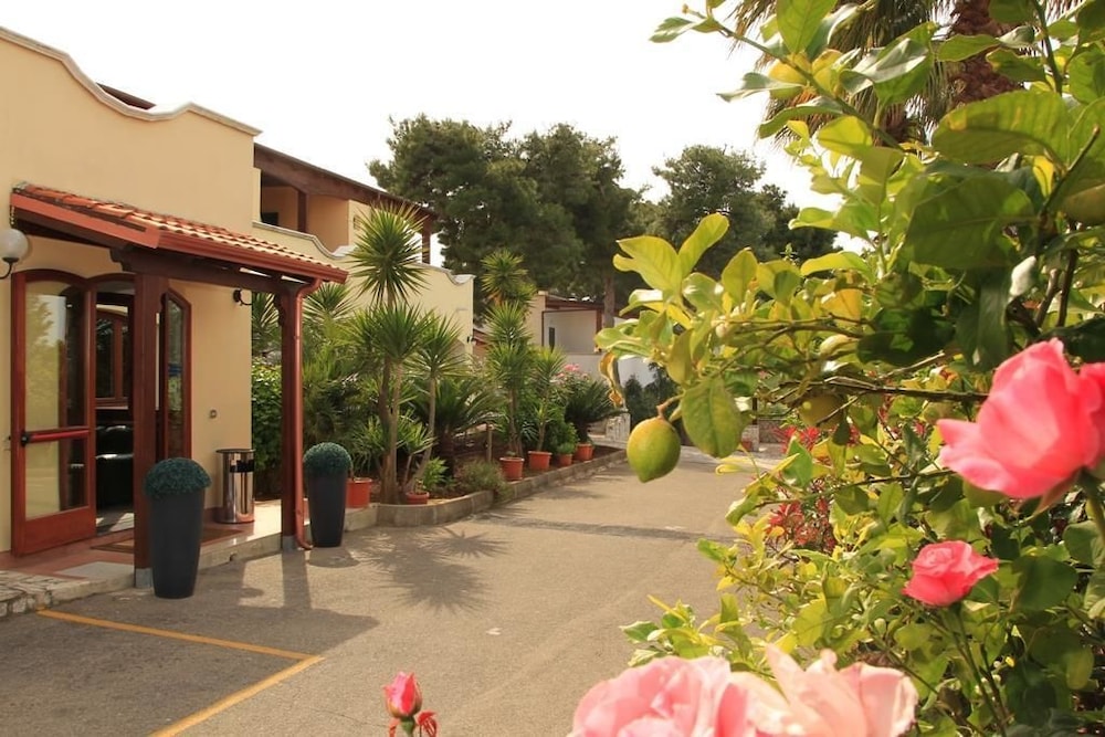 Hotel Club Bellavista 7/69