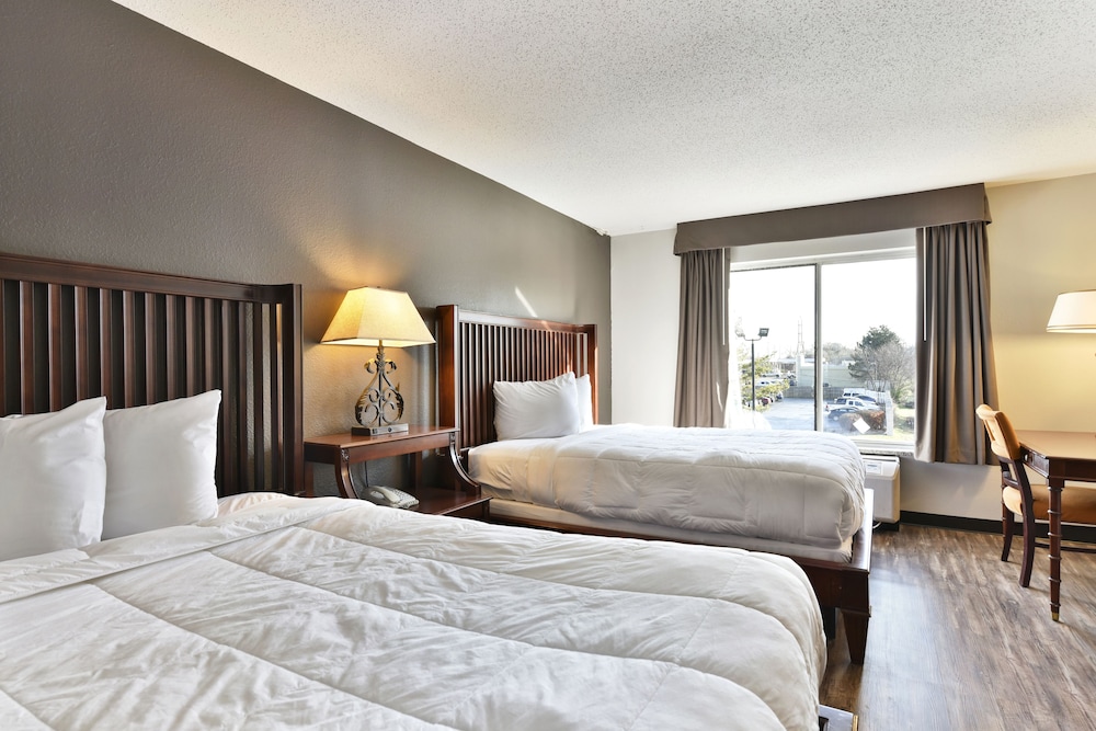 Baymont Inn And Suites By Wyndham Columbus / Near Osu 15/60