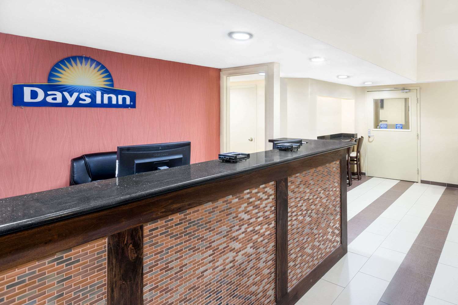 Days Inn by Wyndham Geneva/Finger Lakes 3/17