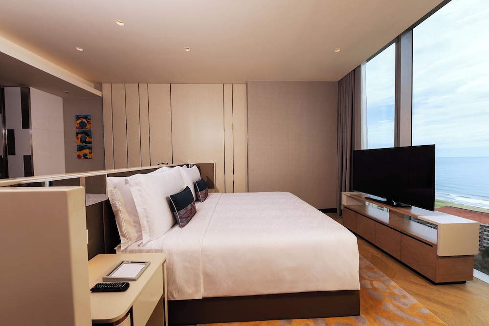 Oceanscape, Suite, King Bed