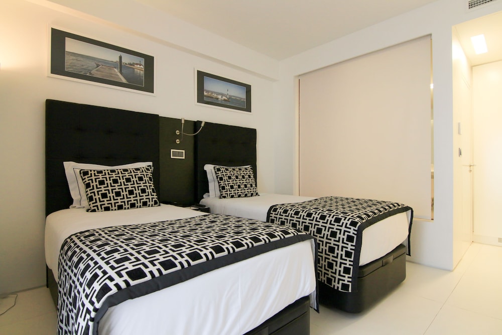 Faro Boutique Hotel 12/48