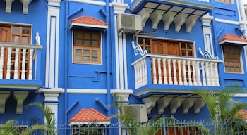 MAYFLOWER BEACH RESORT 1/50