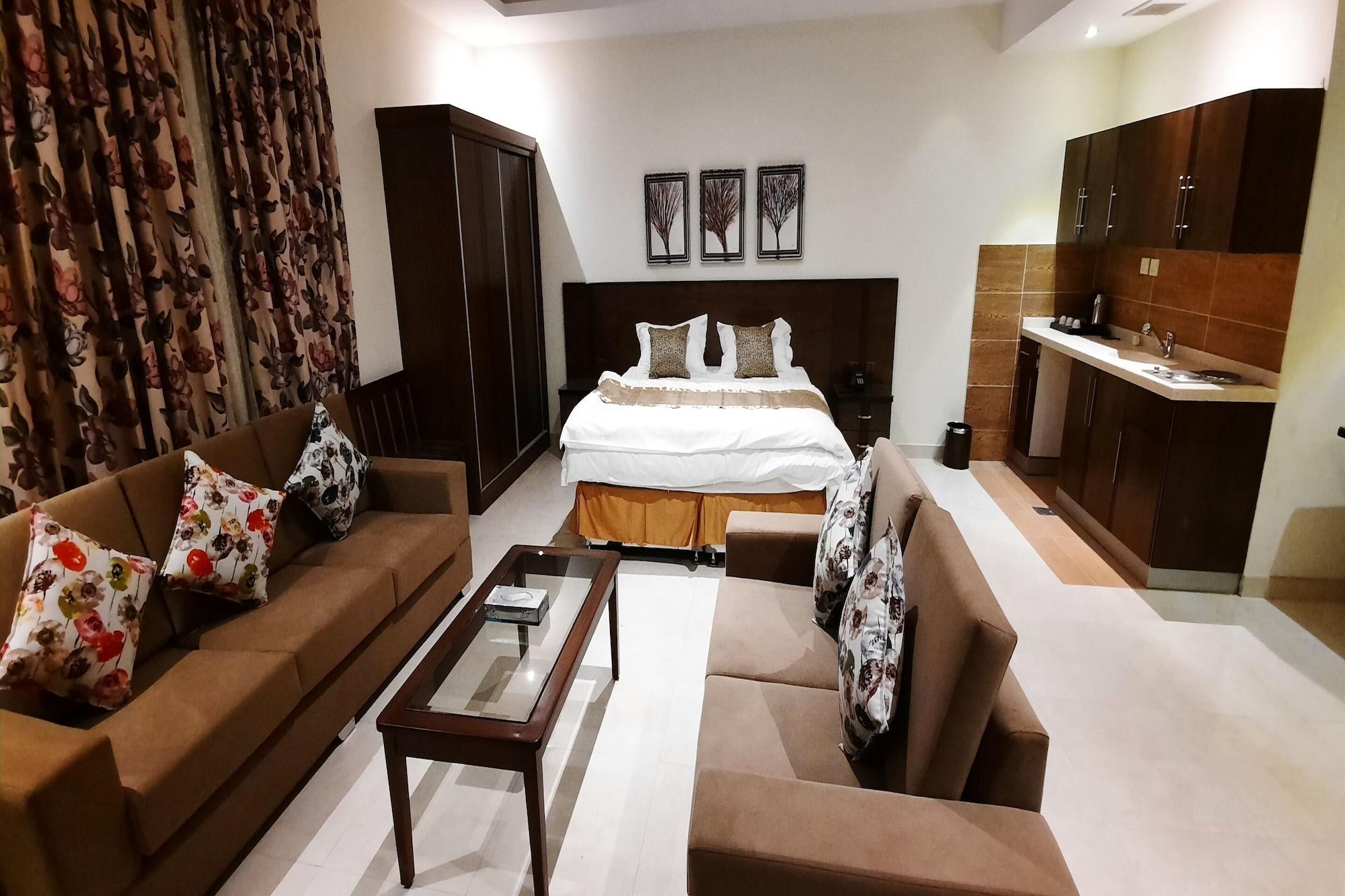 The Blue Rose Hotel 40/56