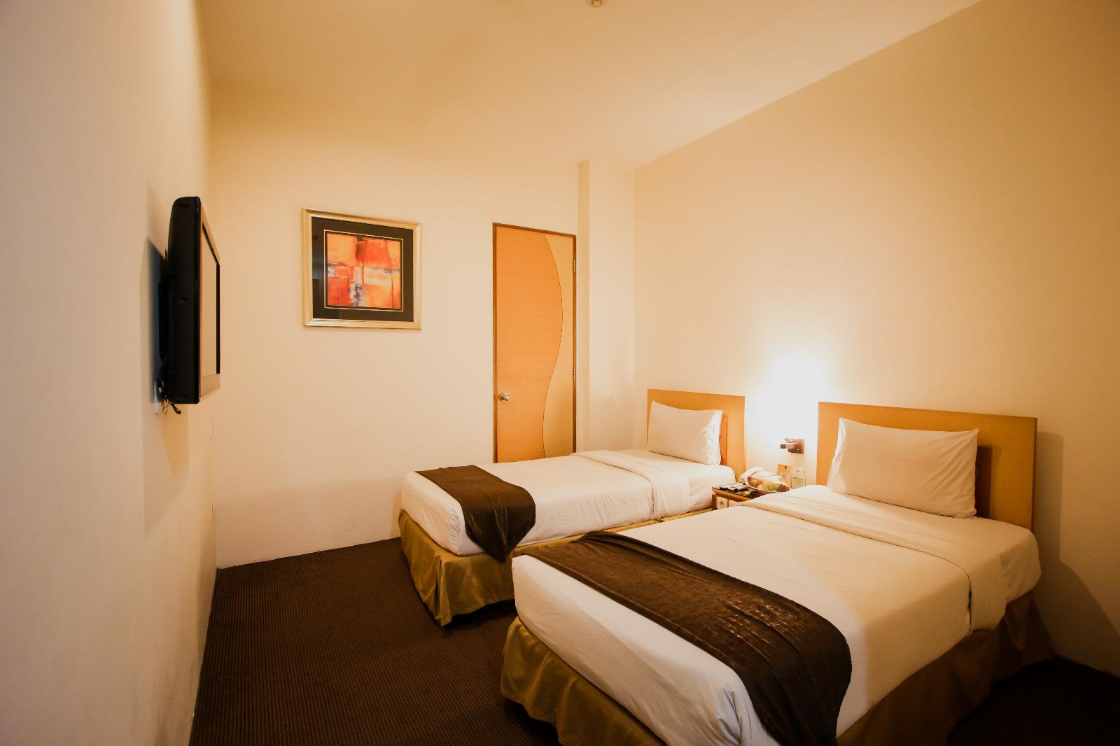SMART, TWIN BEDS