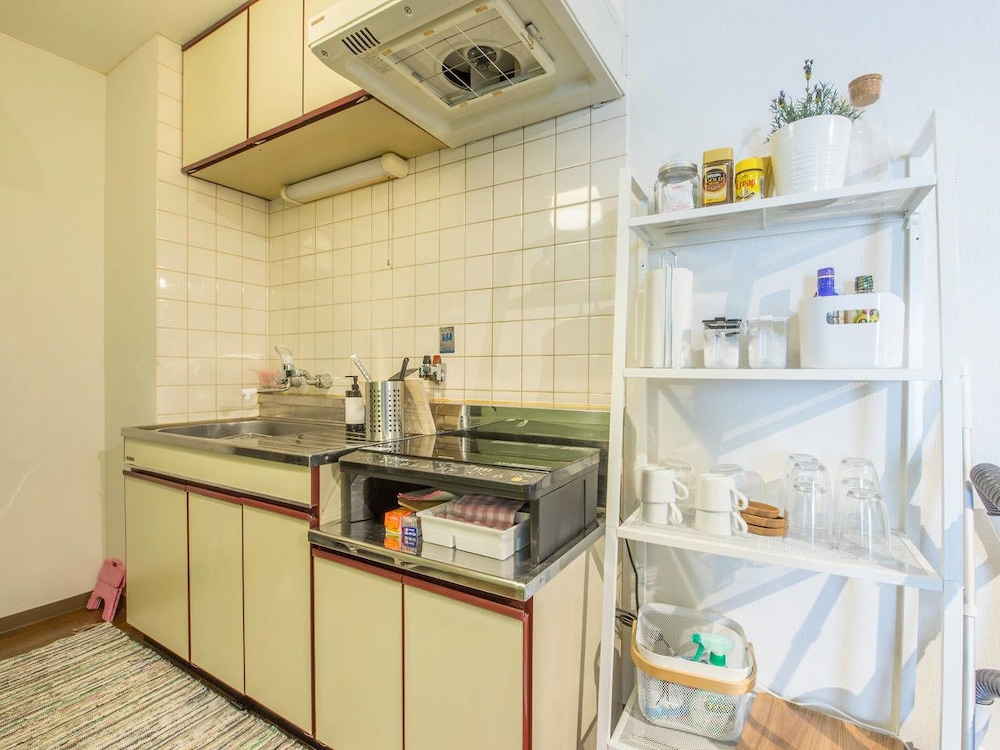Daikoku Hostel 56/57
