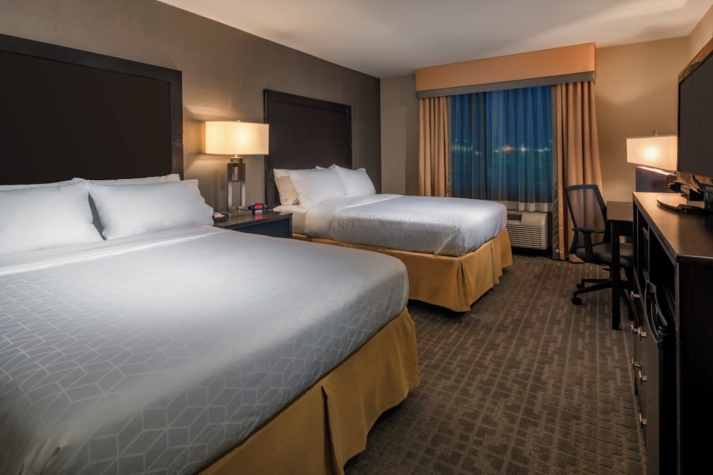 Suite, Multiple Beds, Accessible