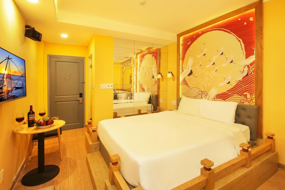 Cupid 2 Hotel 20/67