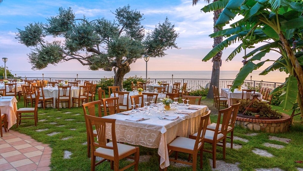 Nettuno Palace Hotel 12/27