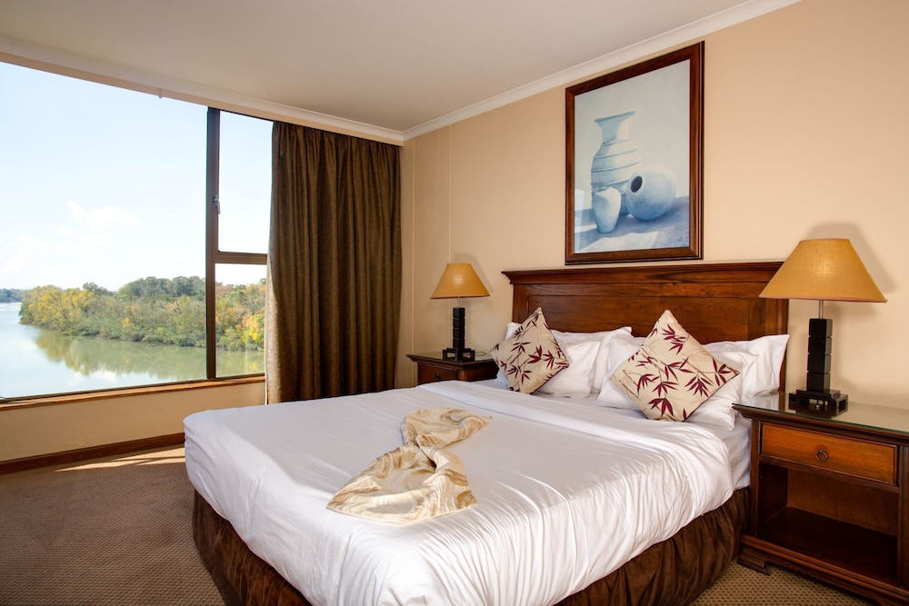 Riviera on Vaal Resort 12/66