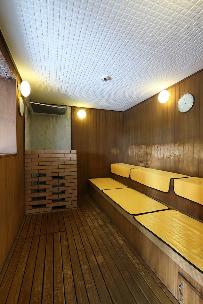 Satsuma Resort Hotel 26/62