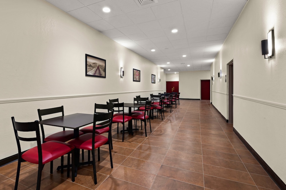 Red Roof Inn Norwich 30/43