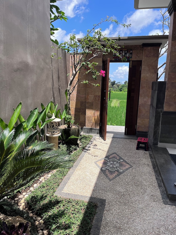 Uma Padi Villa 68/75