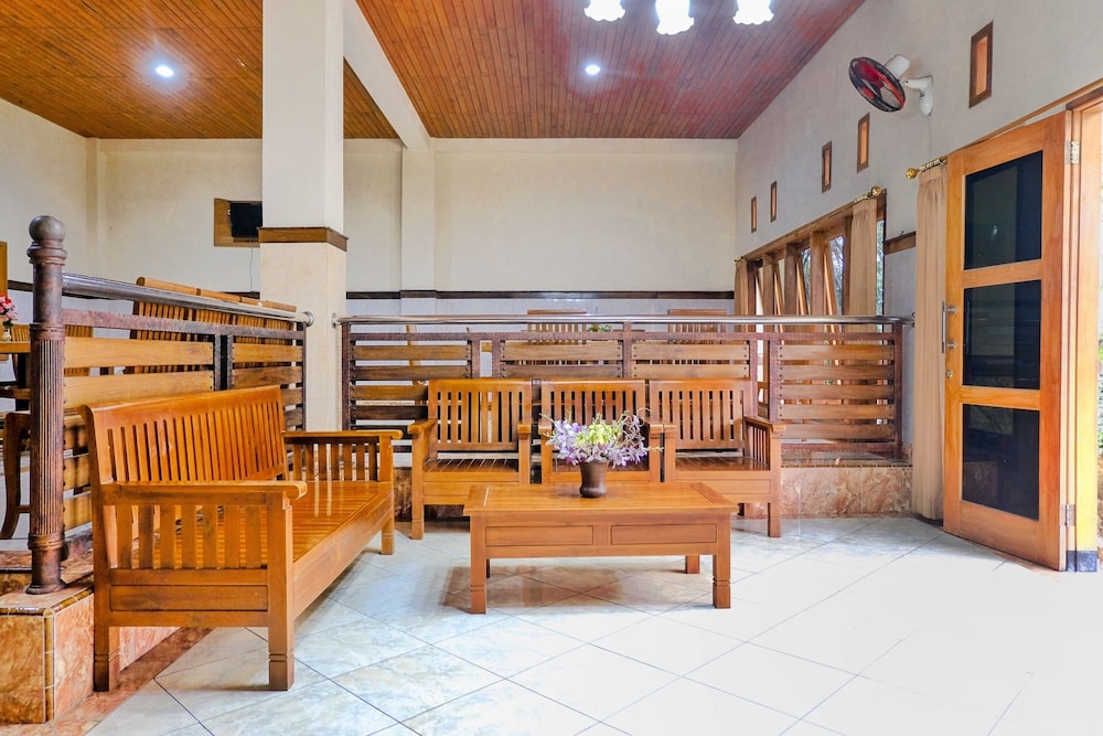 OYO 2643 Hotel Graha Prima 31/50