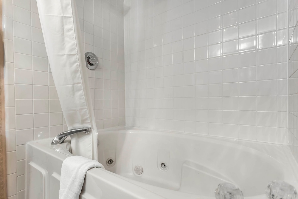 Quality Inn Dumas 10/39