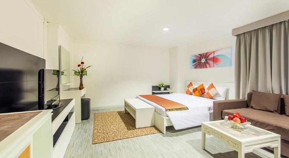 PRATUNAM CITY INN 46/54
