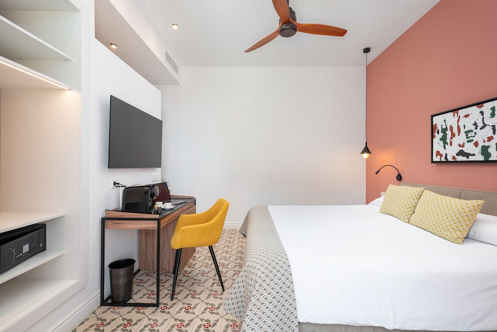 EXCLUSIVE, DOUBLE BED, TERRACE