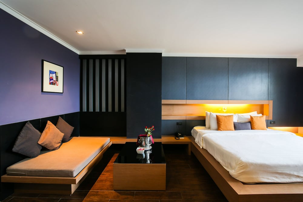 Bangkok Inter Place Hotel 18/72