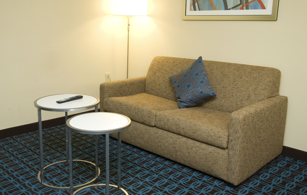 Fairfield Inn Suites By Marriott Chesapeake Suffolk 29/52