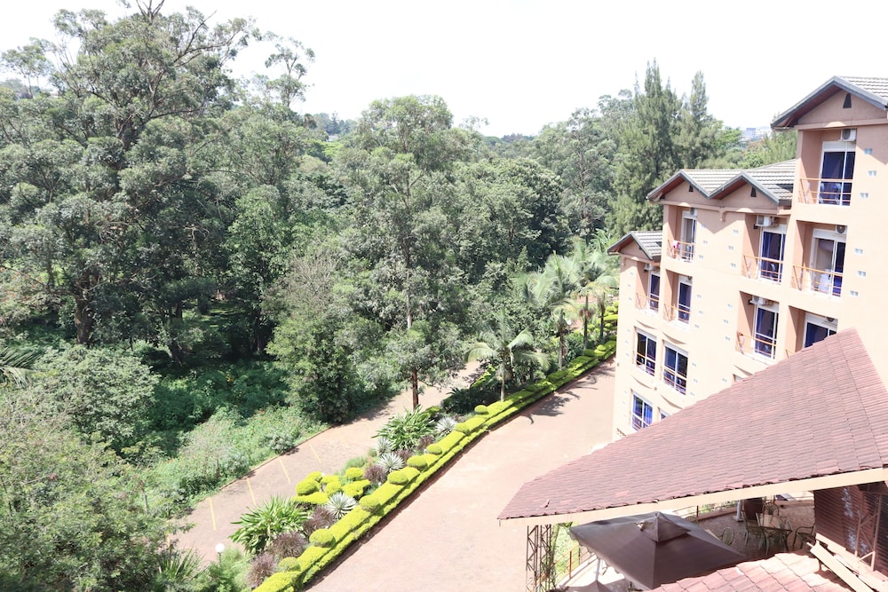 METROPOLE HOTEL 3/51