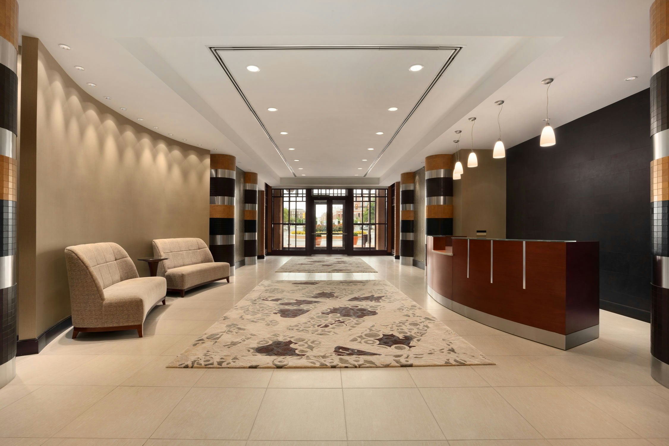 Embassy Suites Alexandria Old Town 7/51