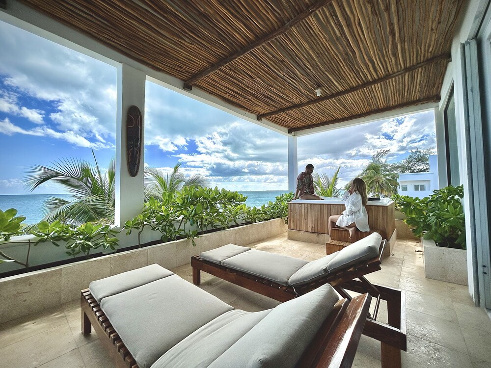 Villa Isla Blanca 16/32