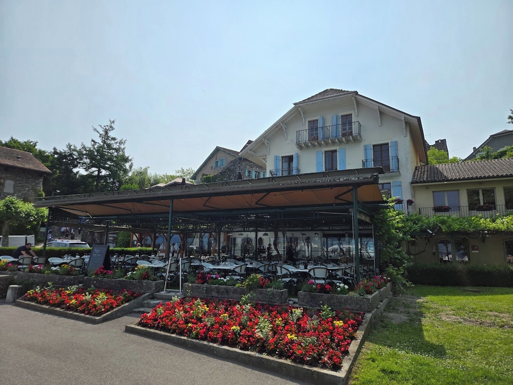 Hotel the Originals Le Jules Verne 6/70