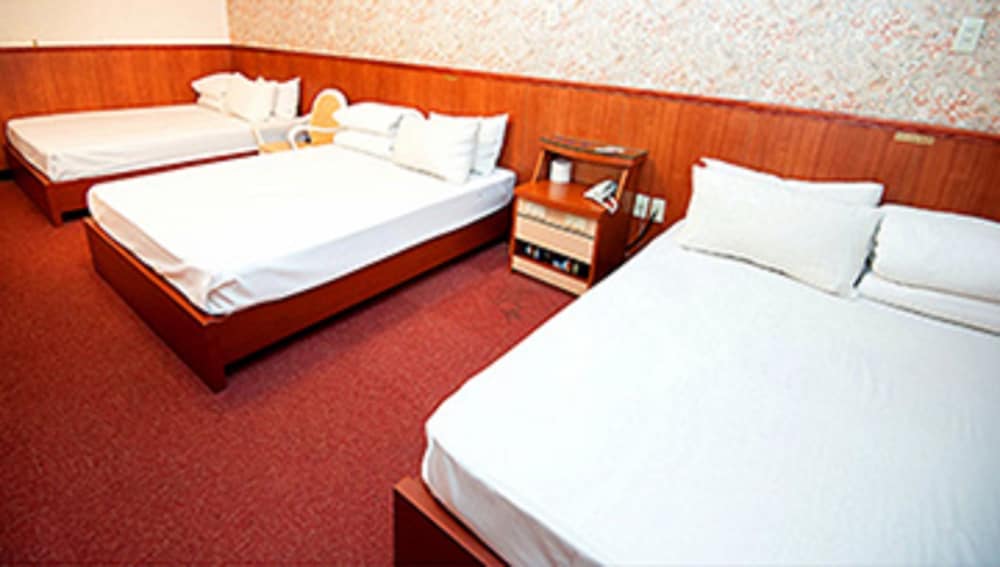 New May Flower Hotel 18/32