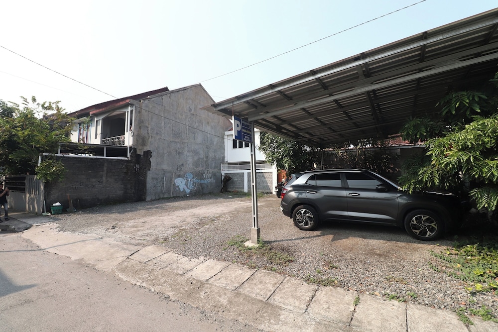 Bisma Balcony Homestay 54/64