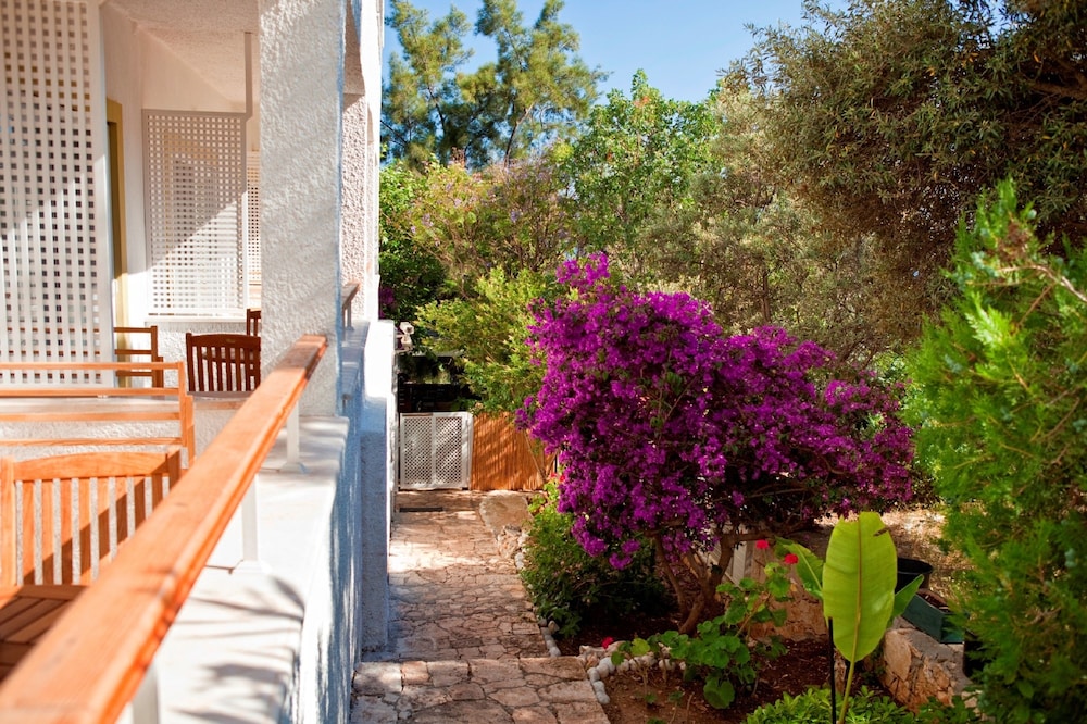 Olea Nova Boutique Hotel 27/73