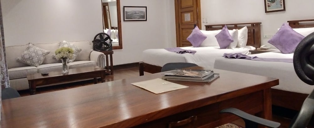 Safari Lodge Baguio By Log Cabin Hotel 50/76