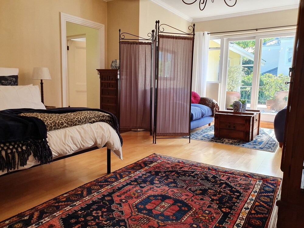 On Pinewood Guest House 30/47