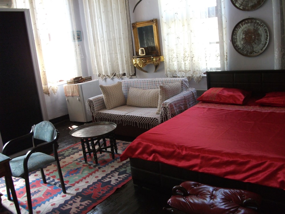 Cunda Zehra Teyzenin Evi 60/74