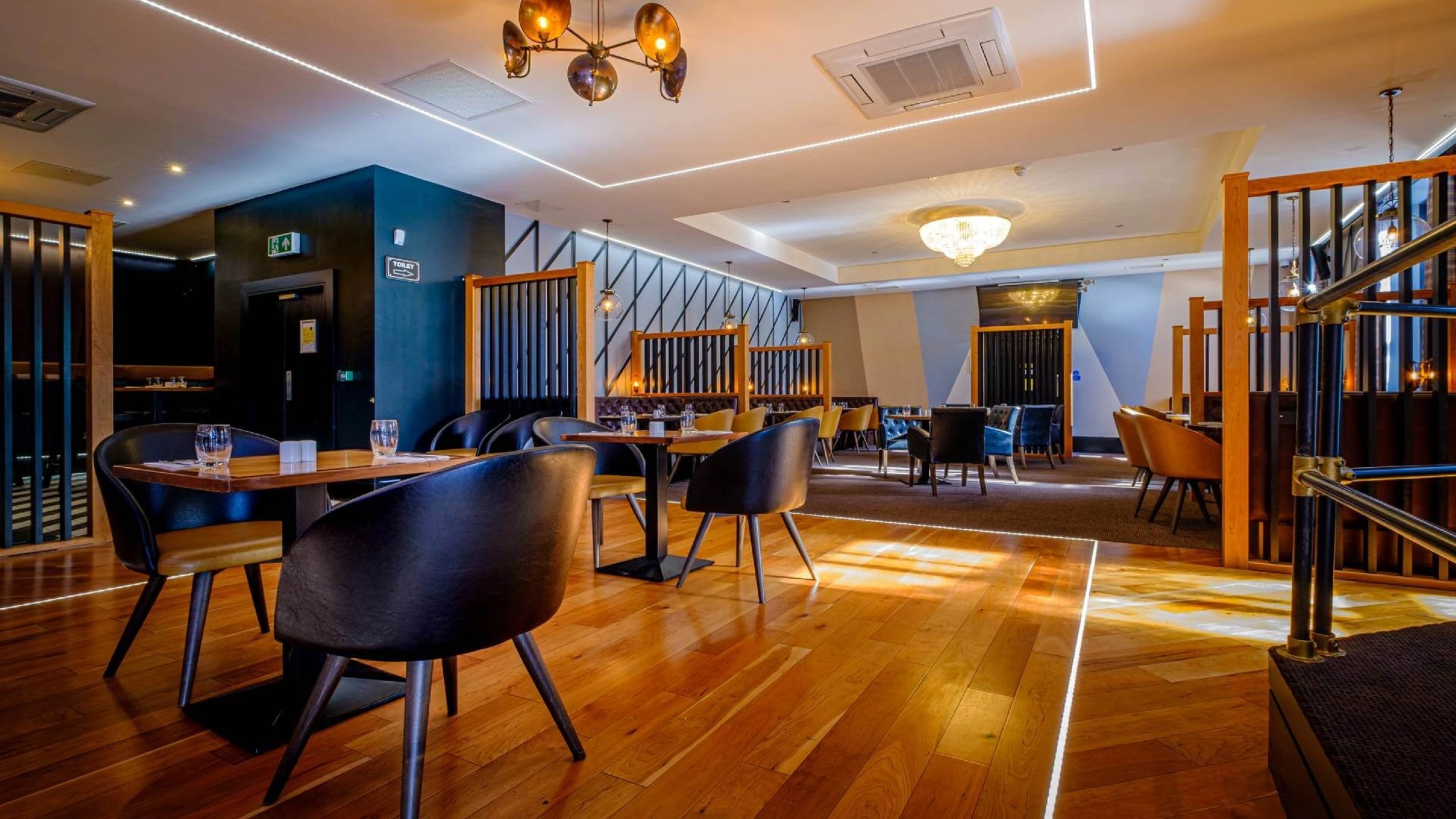 Claregalway Hotel 60/93