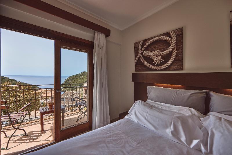 Hideaway, Sunset, Twin Beds