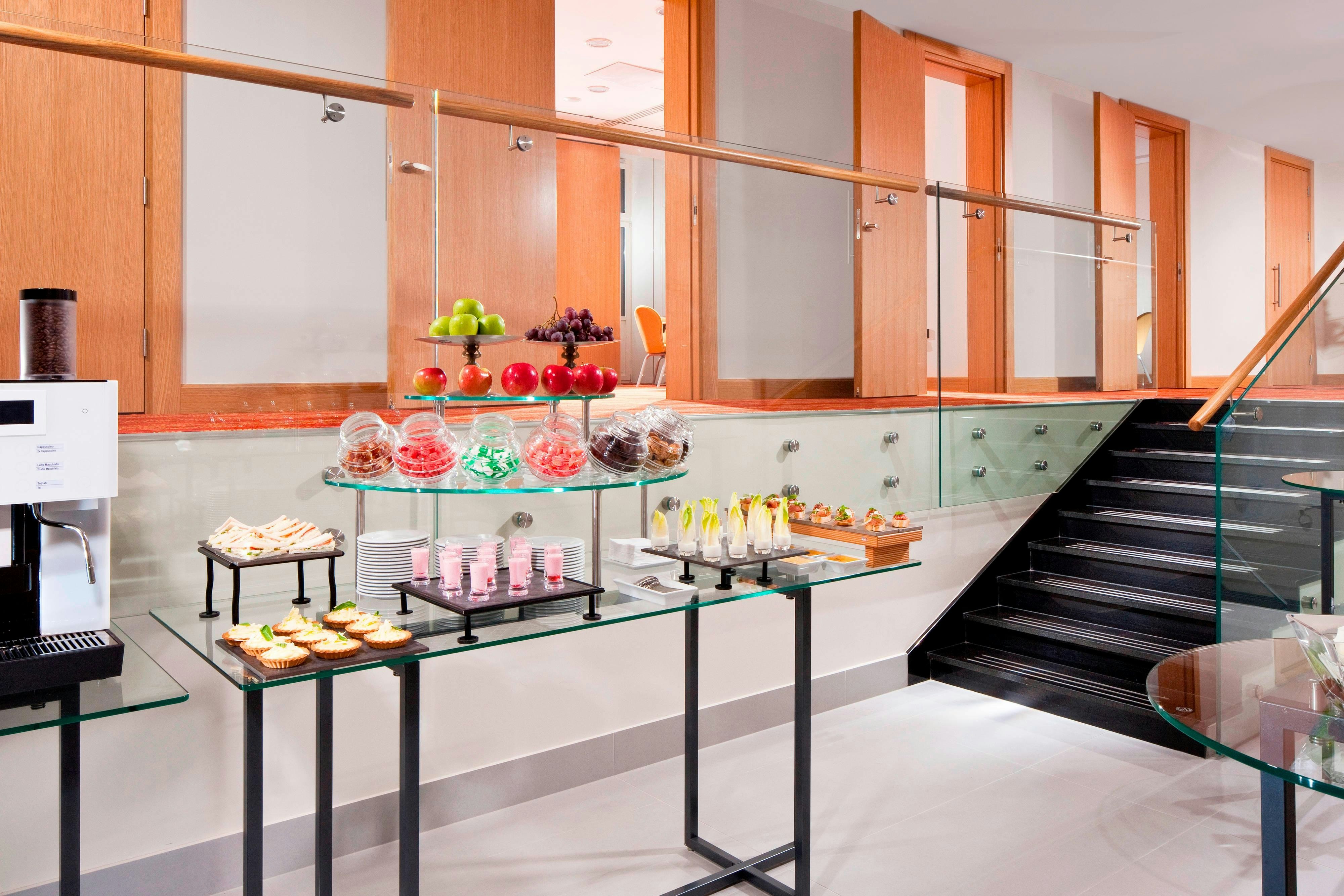 Courtyard By Marriott Budapest City Center Hotel 22/45