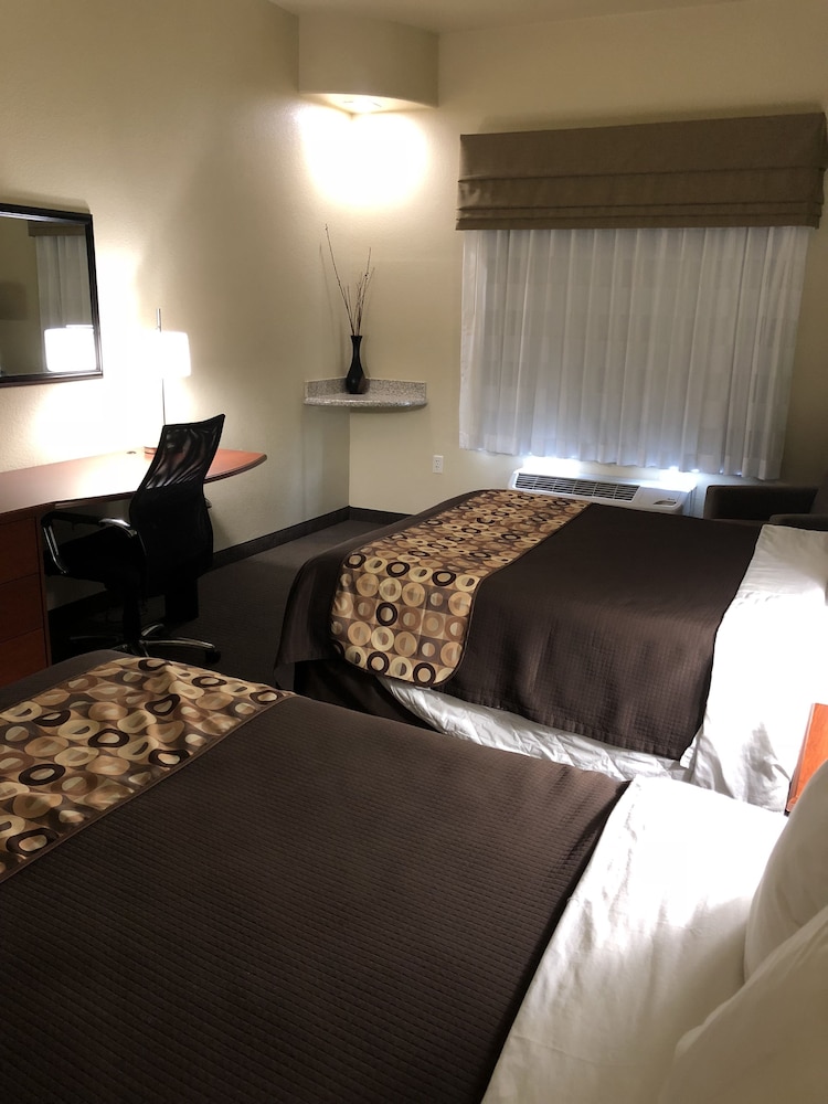 Best Western Sea World/Lackland AFB NW Hotel Suites 16/50