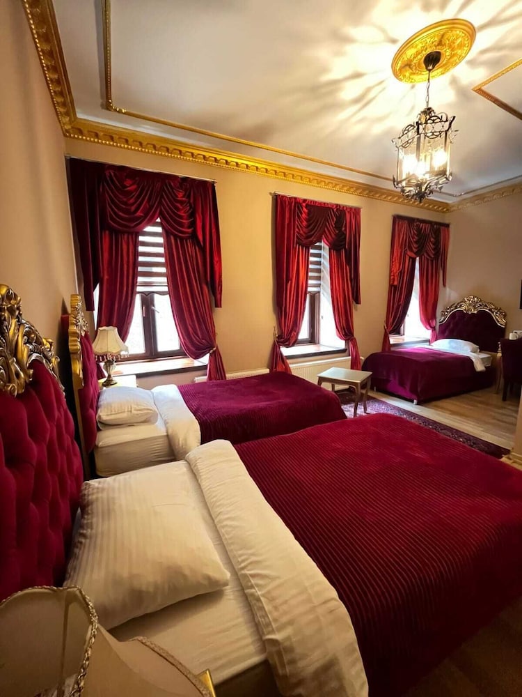 Hotel Katerina Sarayi 13/38
