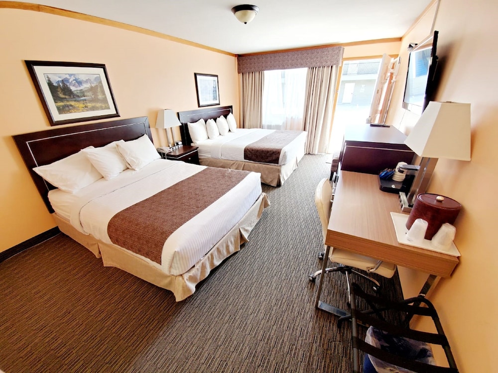 Travelodge by Wyndham Golden Sportsman Lodge 18/44