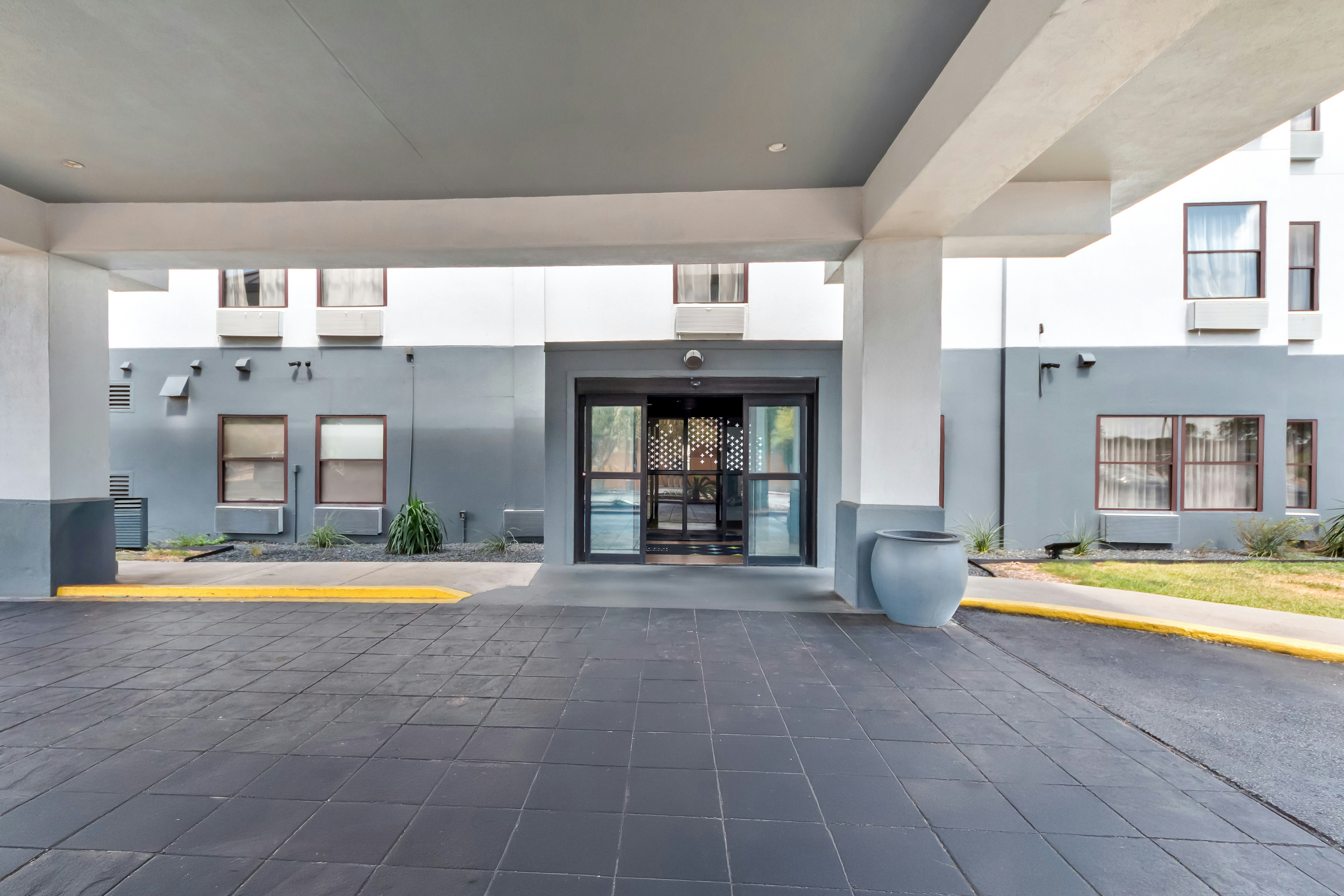 Spark by Hilton Corpus Christi Southeast 14/16