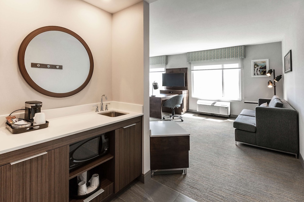 Hampton Inn Suites By Hilton Beauport Quebec 35/48